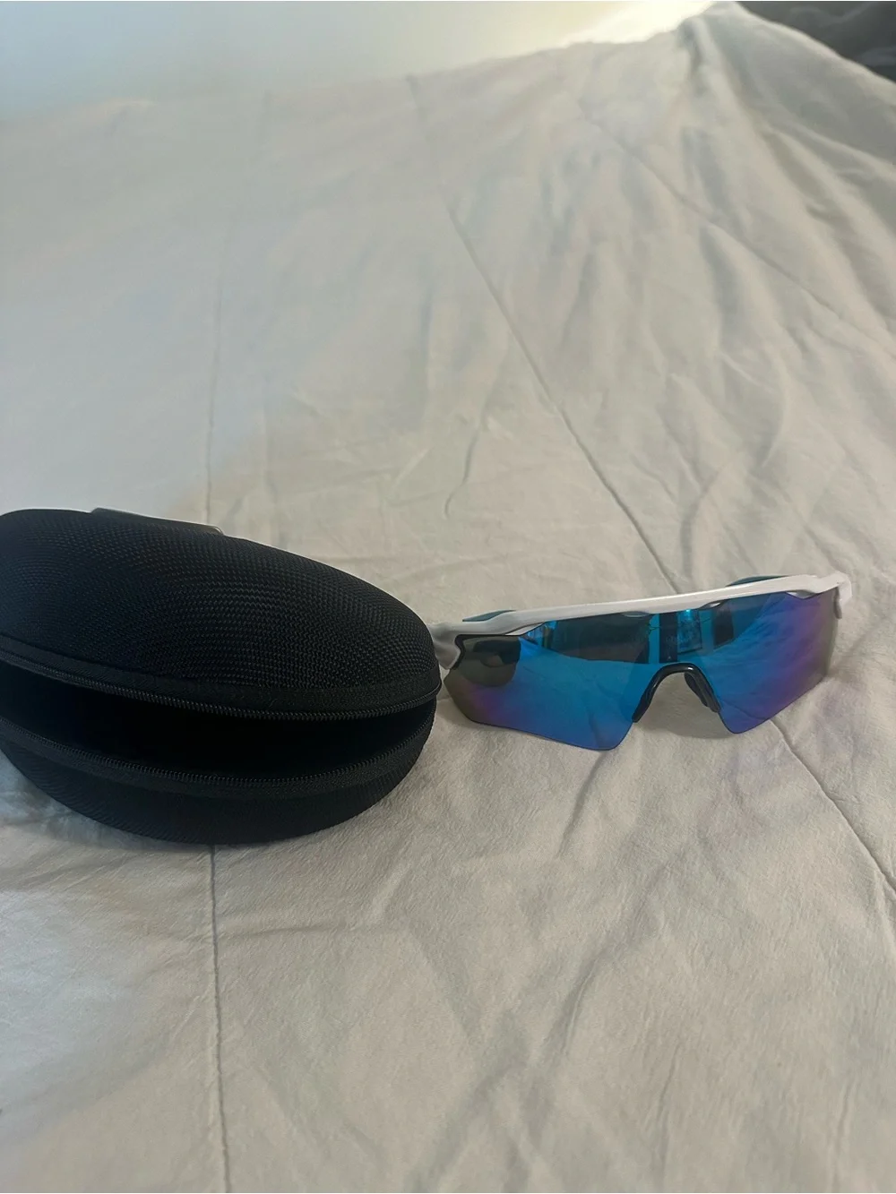 Oakley Radar Sunglasses – Like New